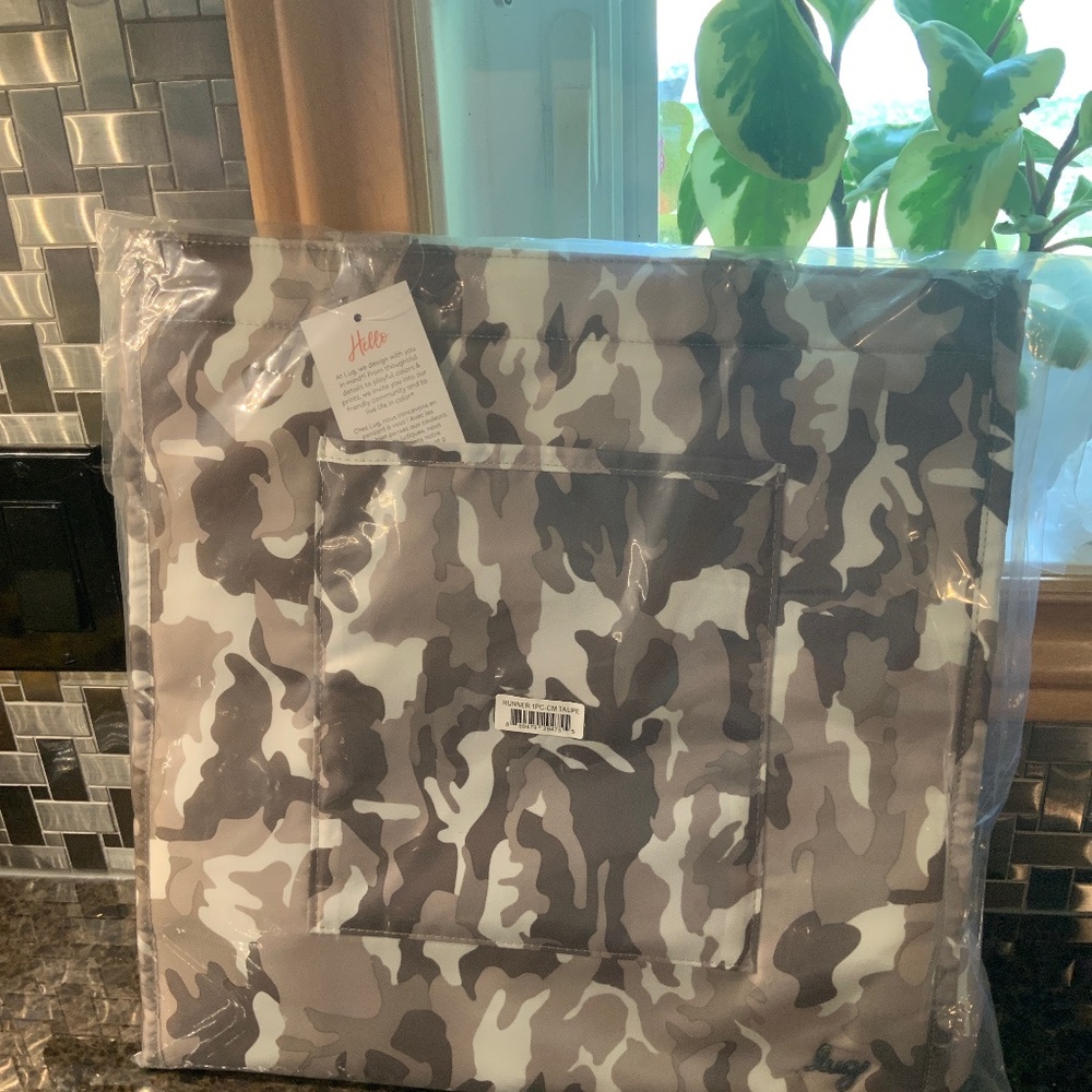 LUG RUNNER - NWT - CAMO TAUPE